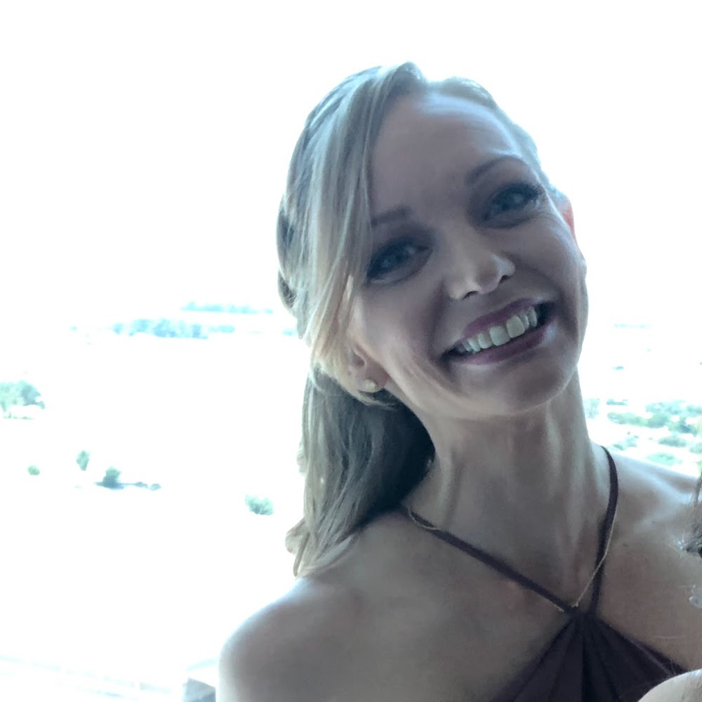 Meet your Posher, Genna